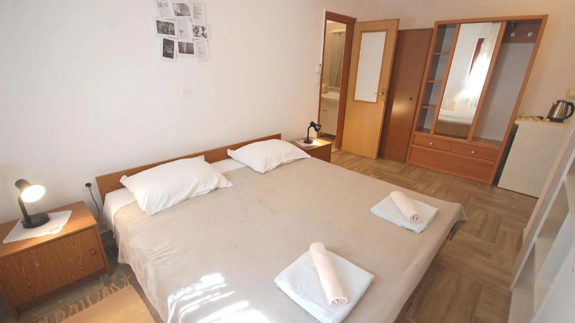 Studio Fuer 2 Personen Ca 30 Qm In Njivice, Kvarner Bucht Krk Apartment